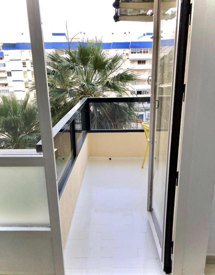 ベナルマデナApartamento Aloha Playa , Vistas Al Marアパートメント エクステリア 写真