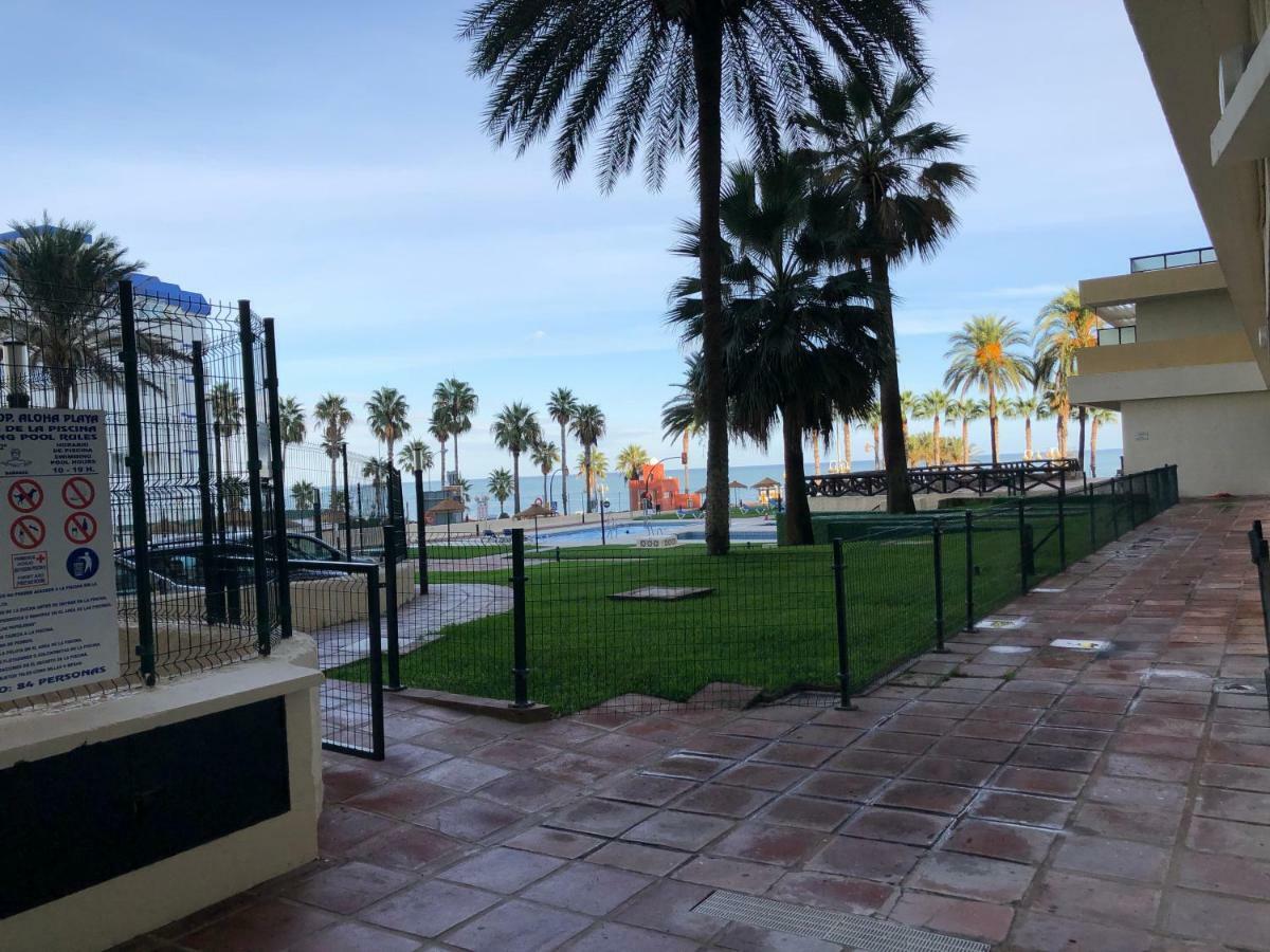 ベナルマデナApartamento Aloha Playa , Vistas Al Marアパートメント エクステリア 写真