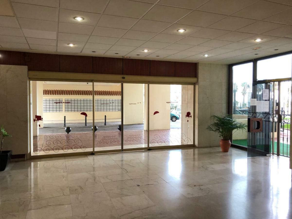 ベナルマデナApartamento Aloha Playa , Vistas Al Marアパートメント エクステリア 写真